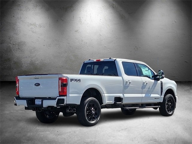 2025 Ford F-250 Lariat photo 4