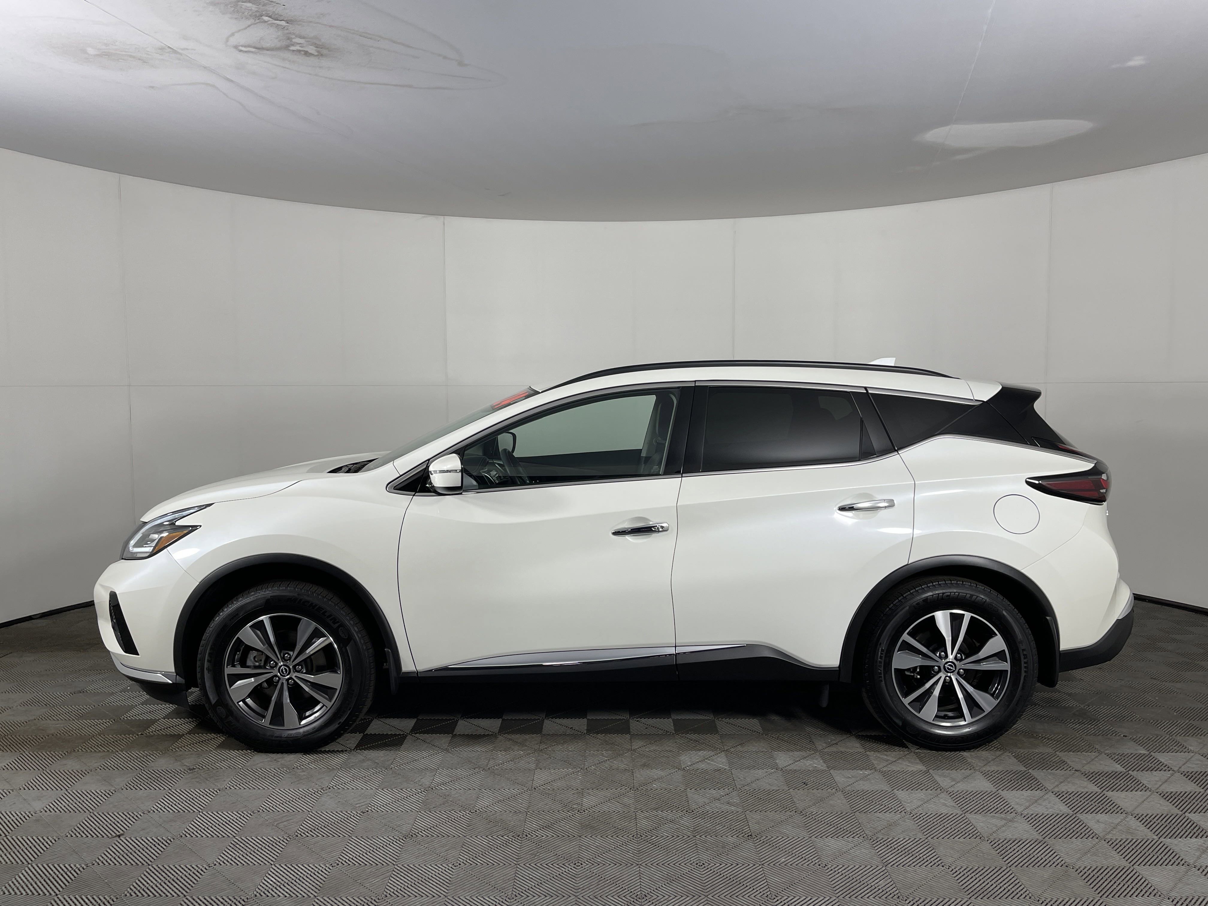 2024 Nissan Murano SV photo 2