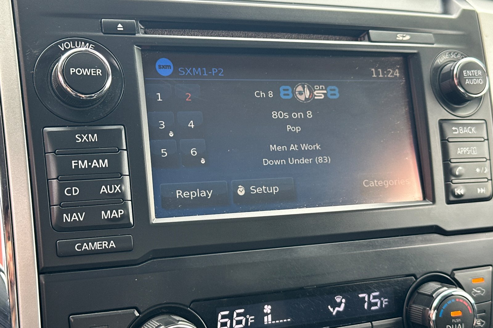 2018 Nissan Titan PRO-4X photo 20