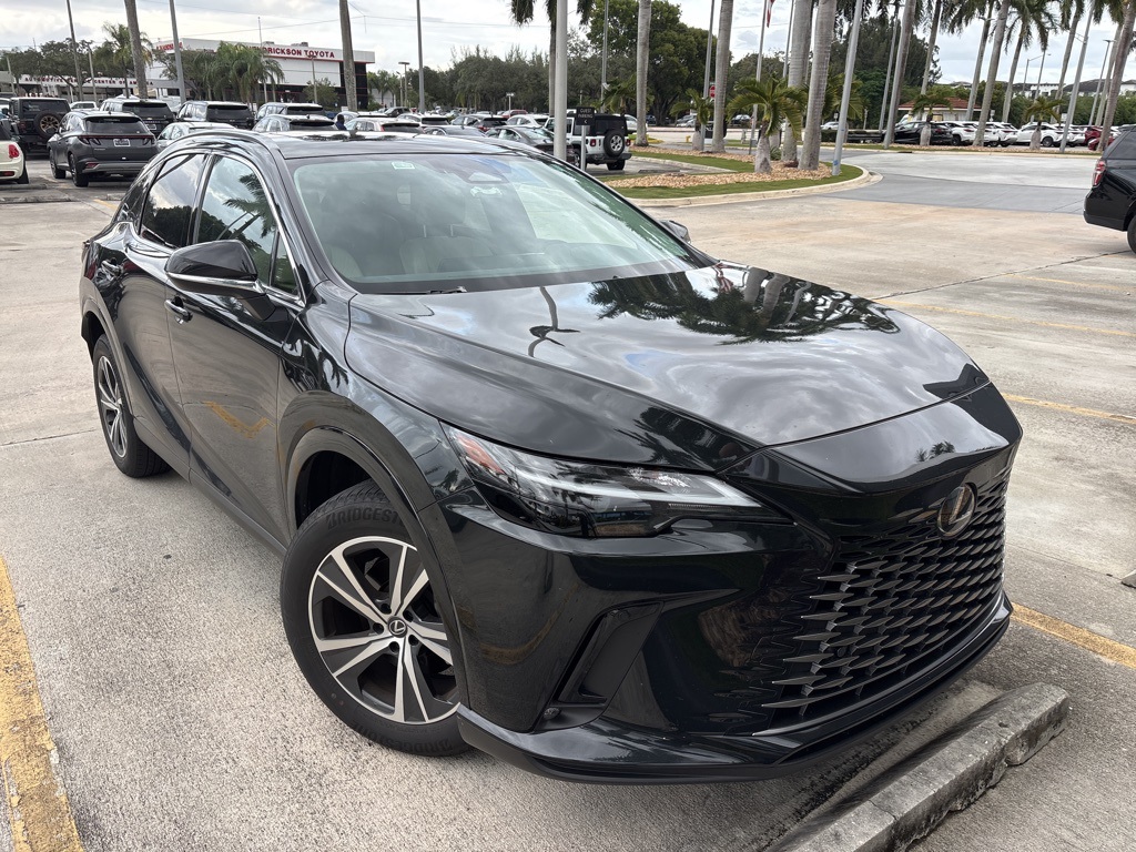 2024 Lexus RX 350's photo
