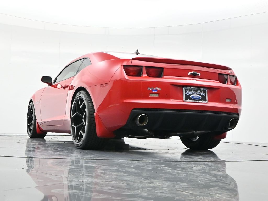 2010 Chevrolet Camaro SS photo 41