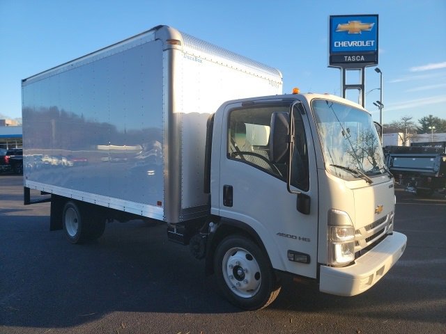 2025 Chevrolet Low Cab Forward Base's photo