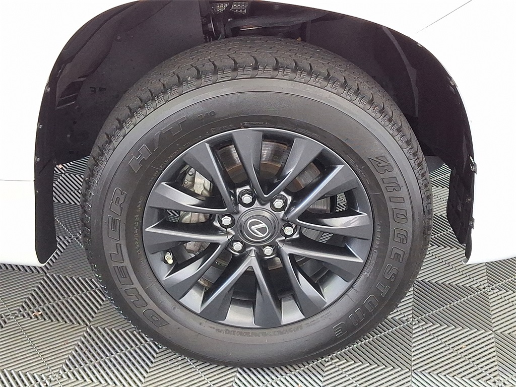 2023 Lexus GX 460 photo 7