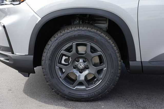 2025 Honda Pilot TrailSport photo 5