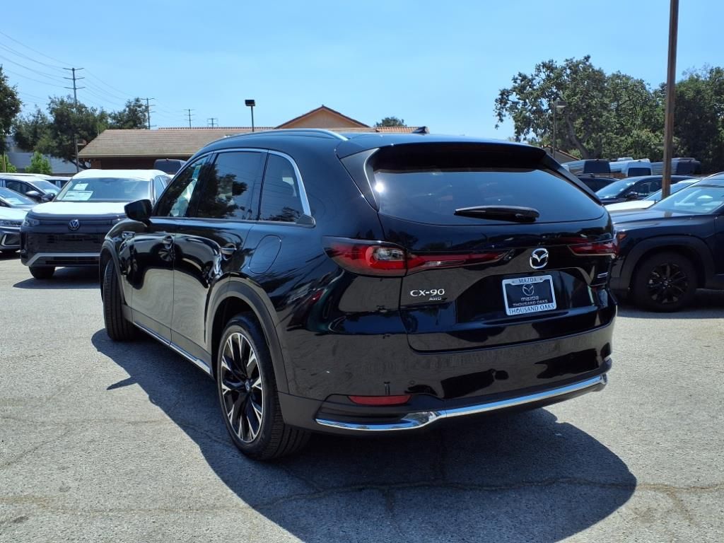 2024 Mazda CX-90 Premium Plus photo 5