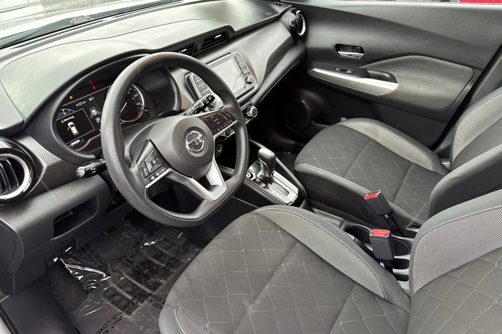 2020 Nissan Kicks SV photo 10