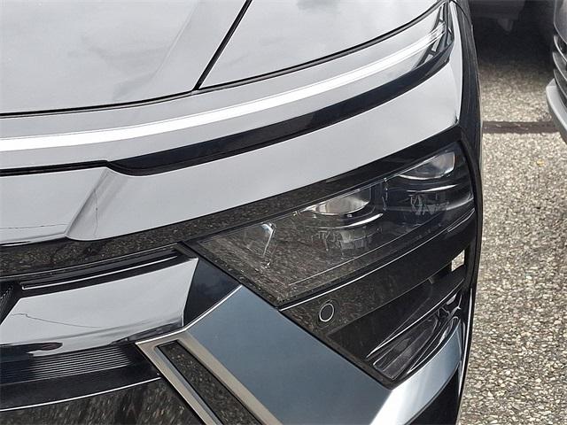 2026 Hyundai Sonata Hybrid Limited photo 4