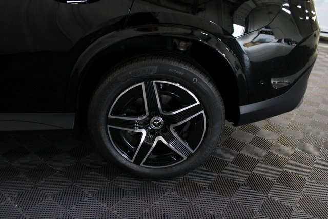 2025 Mercedes Benz GLC 300 4MATIC photo 8