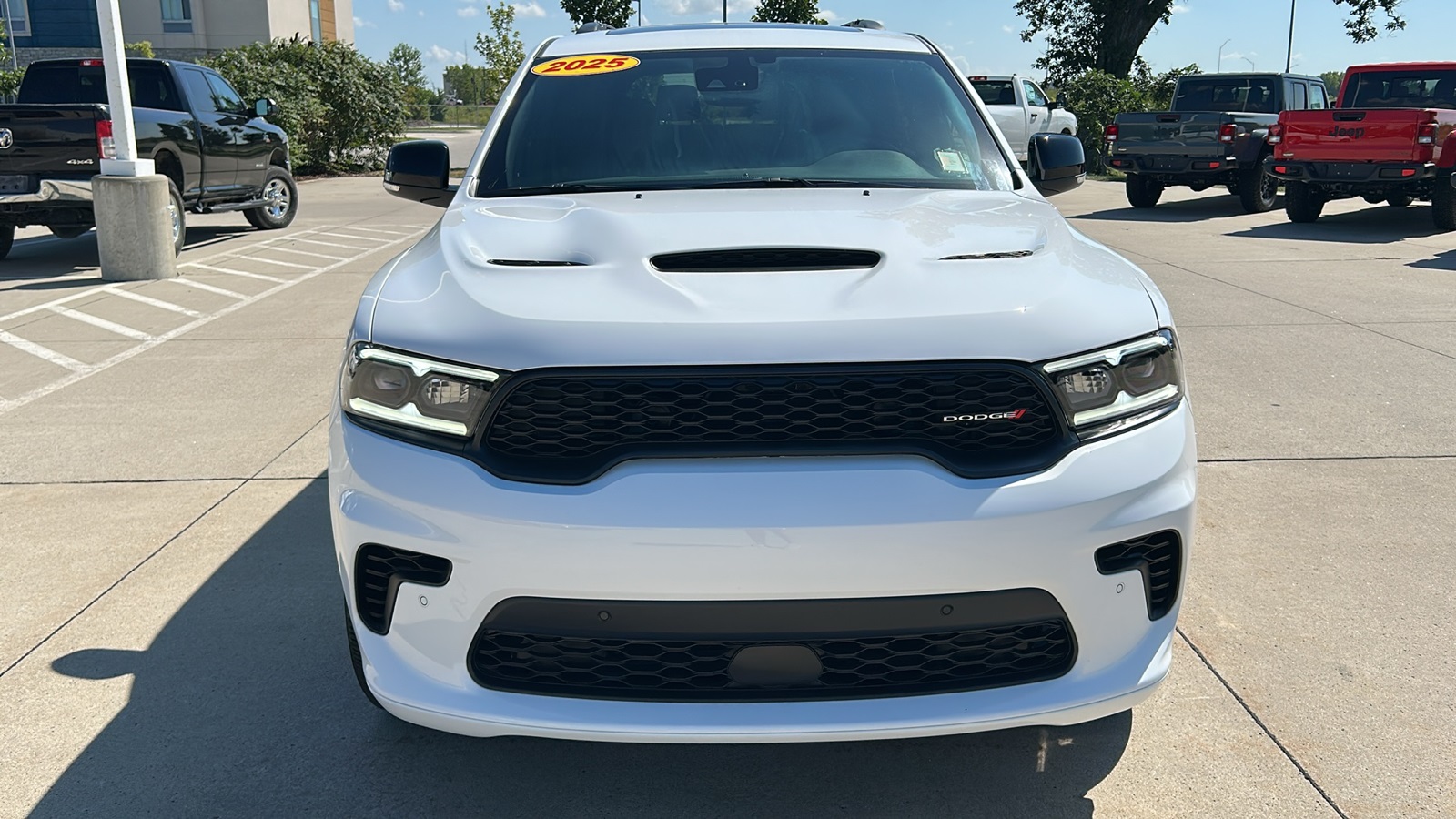 2025 Dodge Durango R/T Plus photo 7