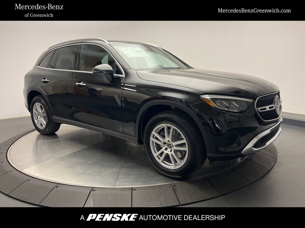 2026 Mercedes-Benz GLC Base's photo