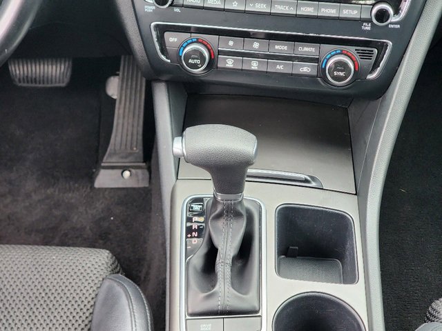 2019 Kia Optima S photo 10