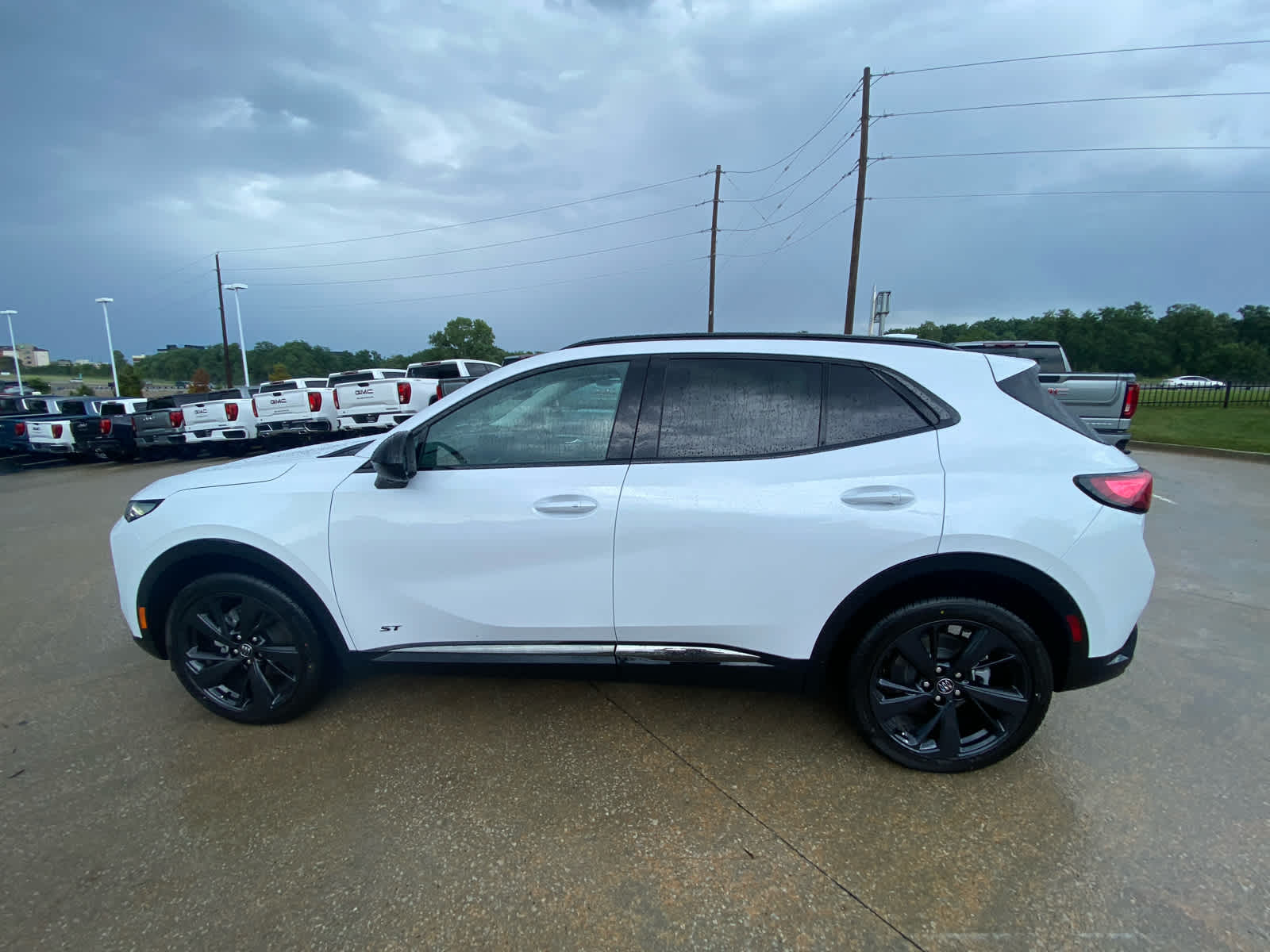 2025 Buick Envision Sport Touring photo 9