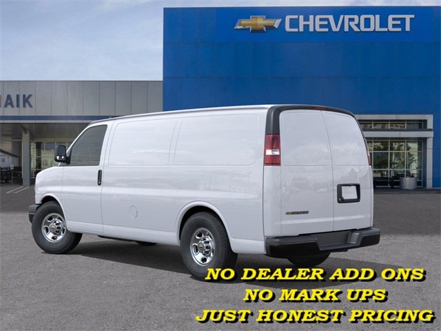 2025 Chevrolet Express Cargo 2500 photo 3