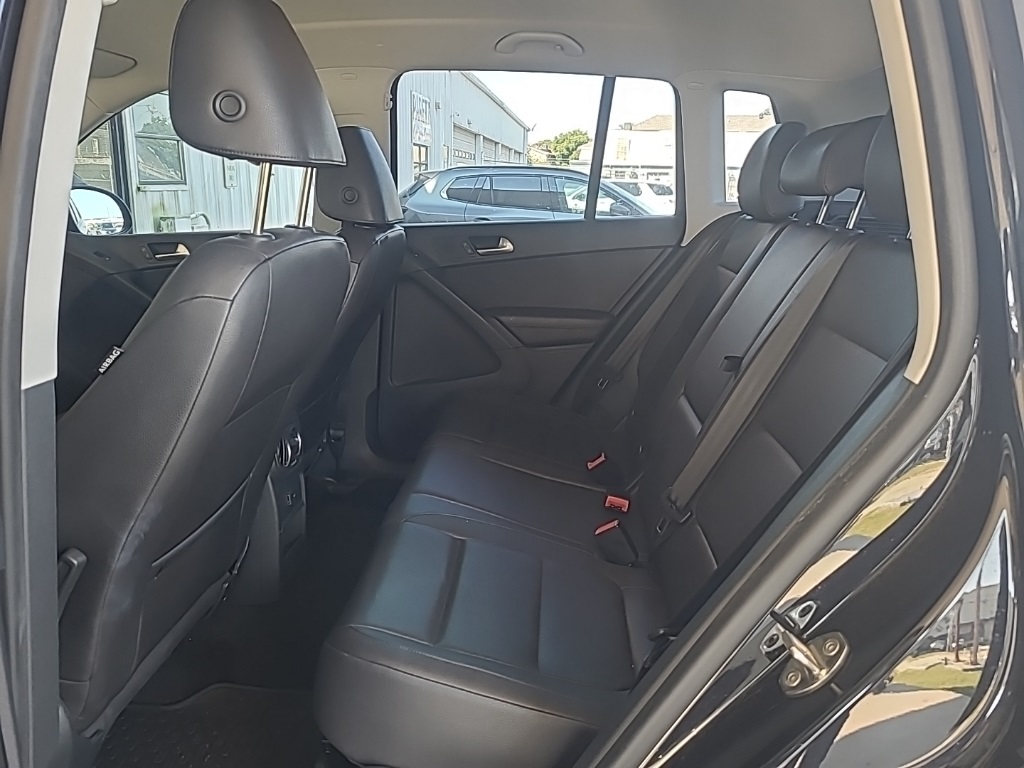2017 Volkswagen Tiguan S photo 7