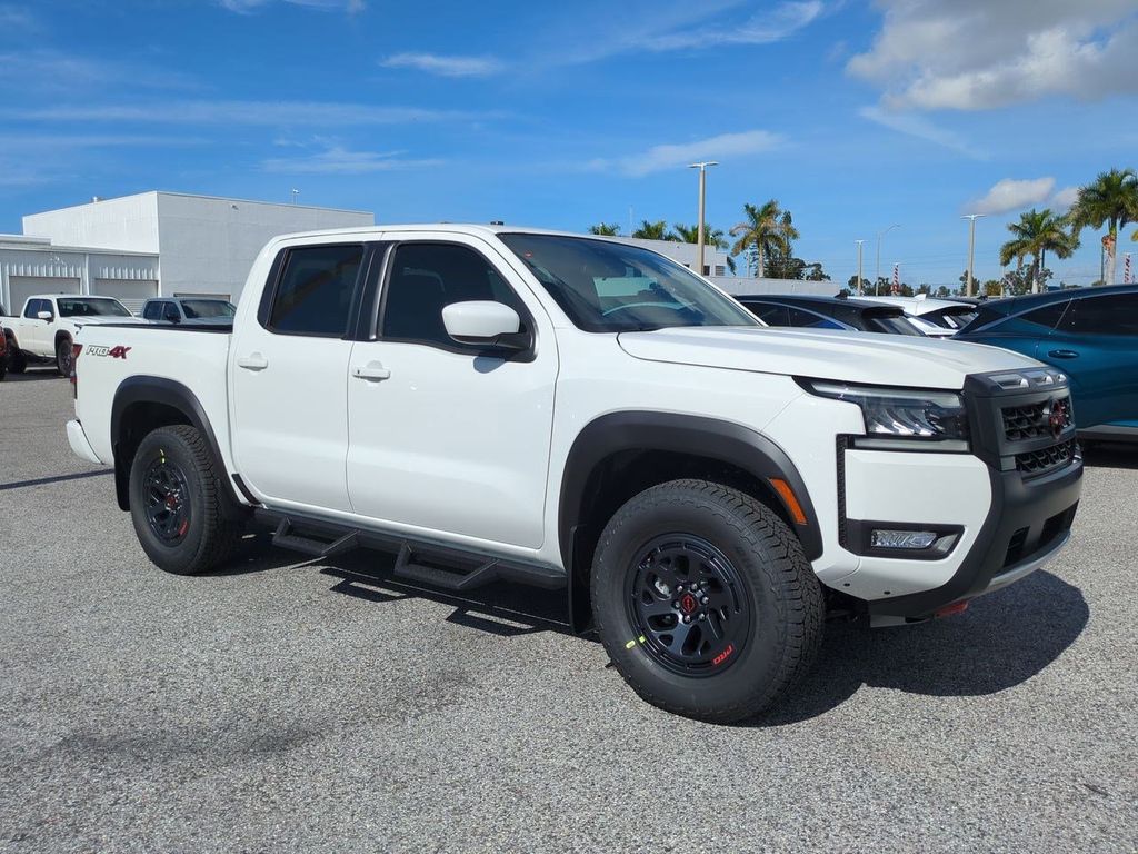 2026 Nissan Frontier PRO-4X photo 3