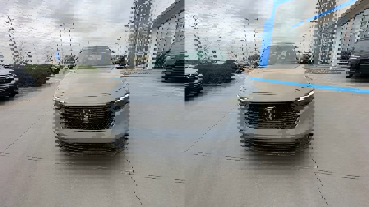 2025 Honda Accord 1.5T SE photo 2