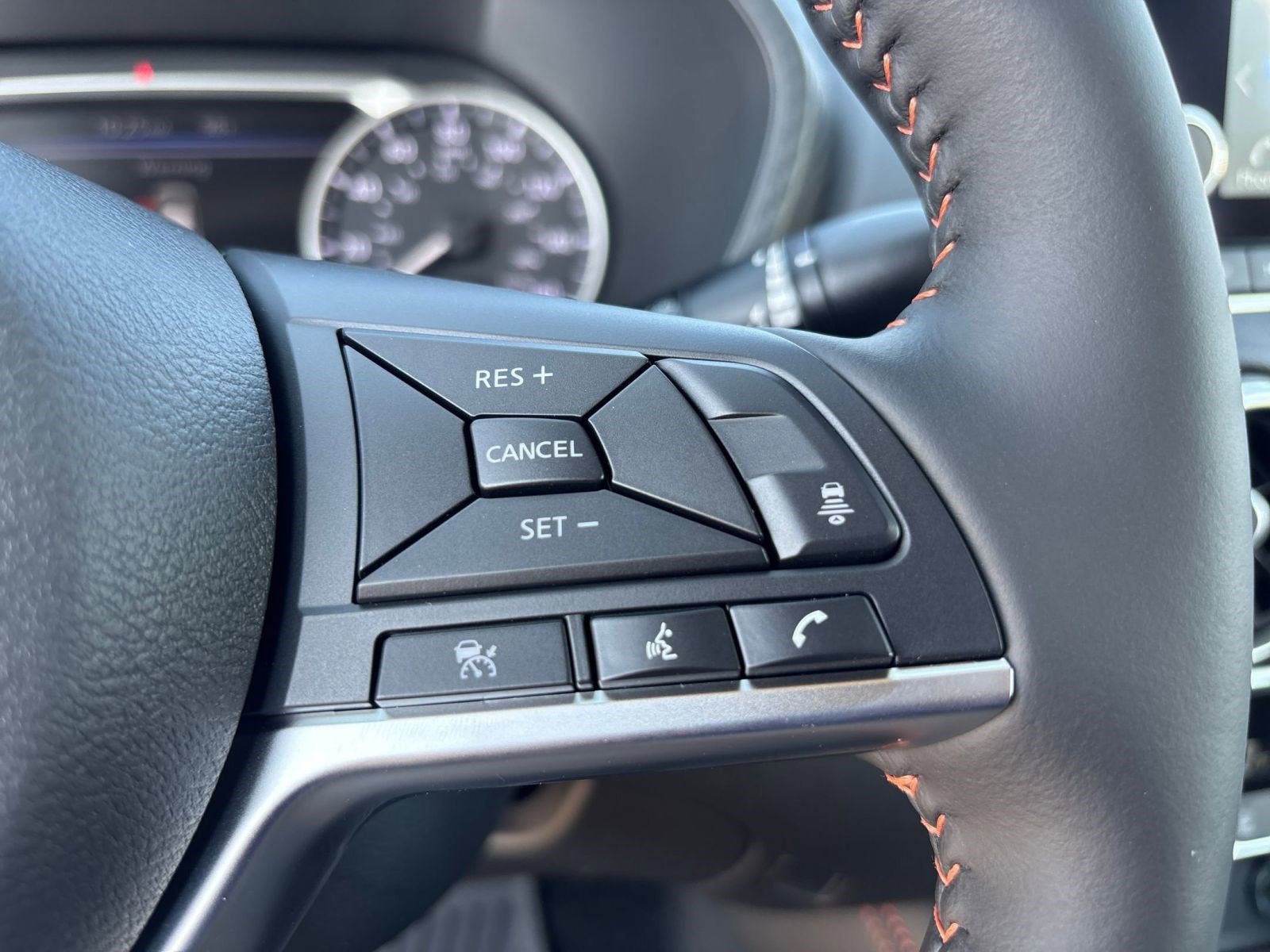 2025 Nissan Sentra SR photo 25