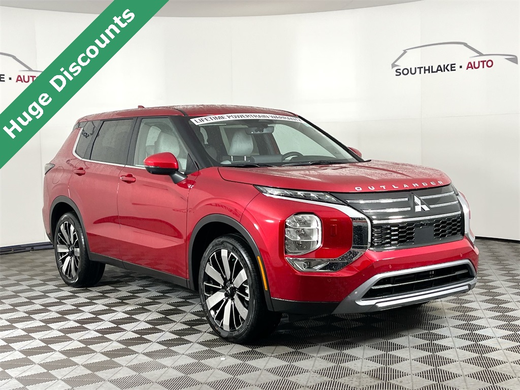 2026 Mitsubishi Outlander SE's photo