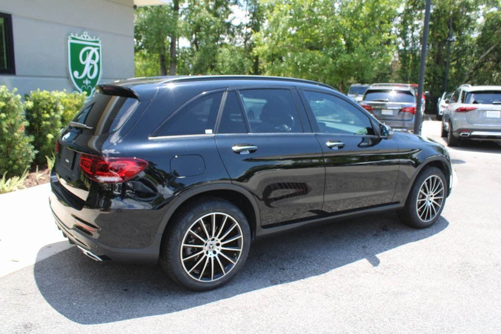 2022 Mercedes Benz GLC 300 photo 4