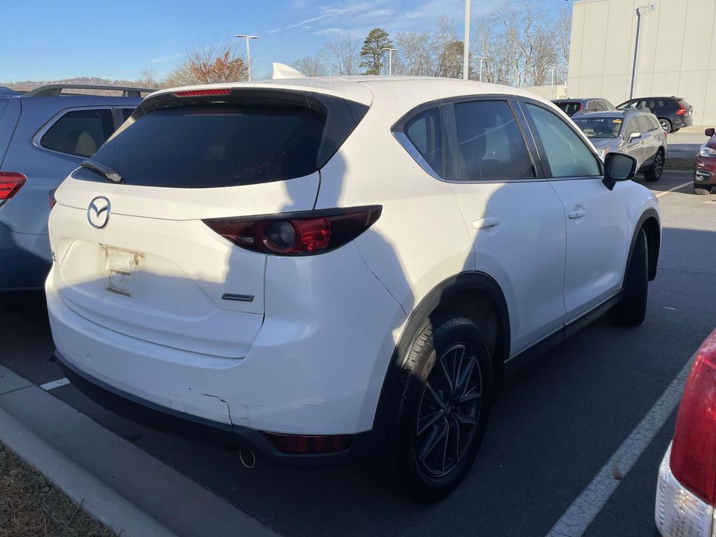 2018 Mazda CX-5 Touring photo 4