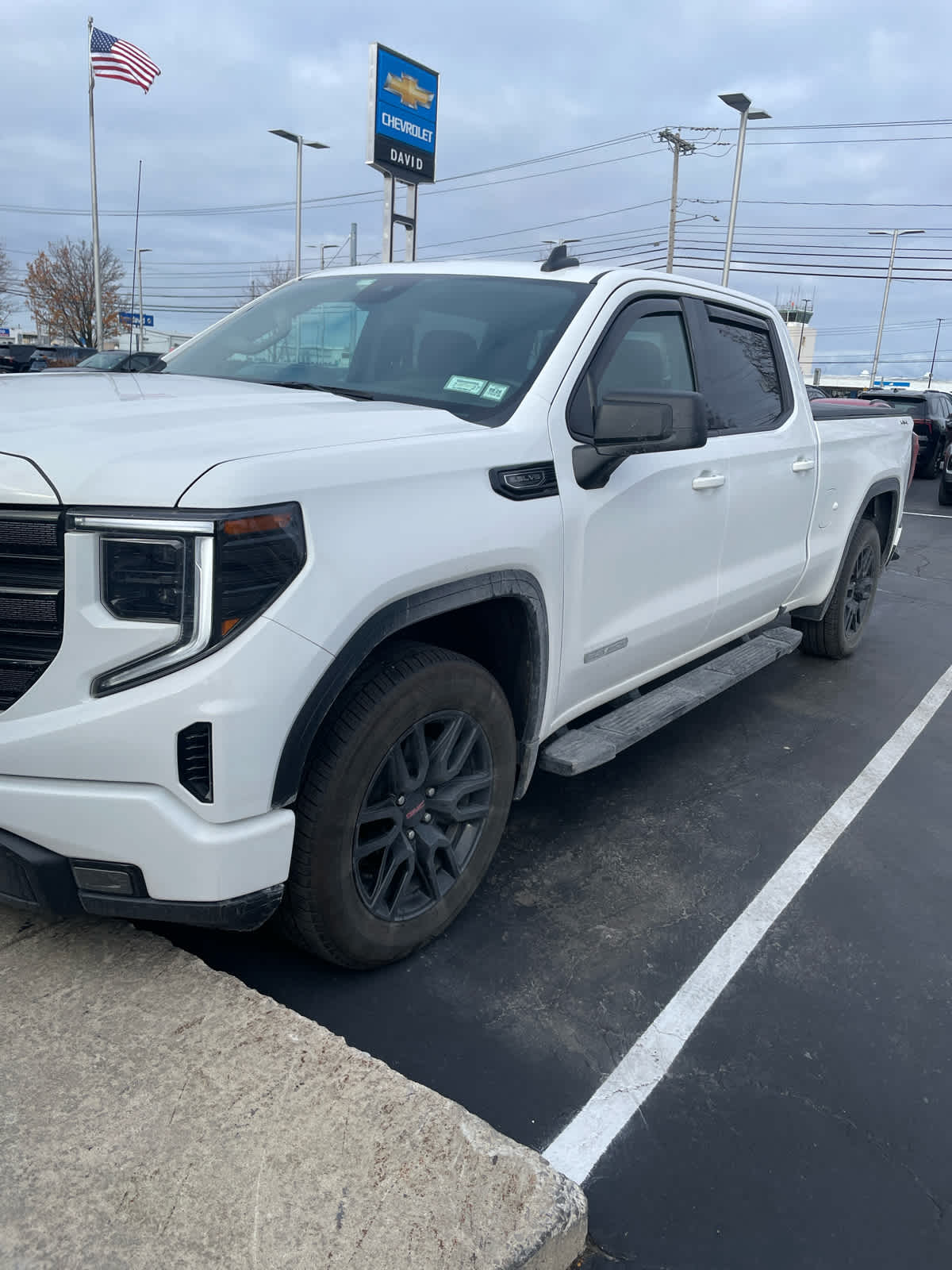 2024 GMC Sierra 1500 Elevation's photo