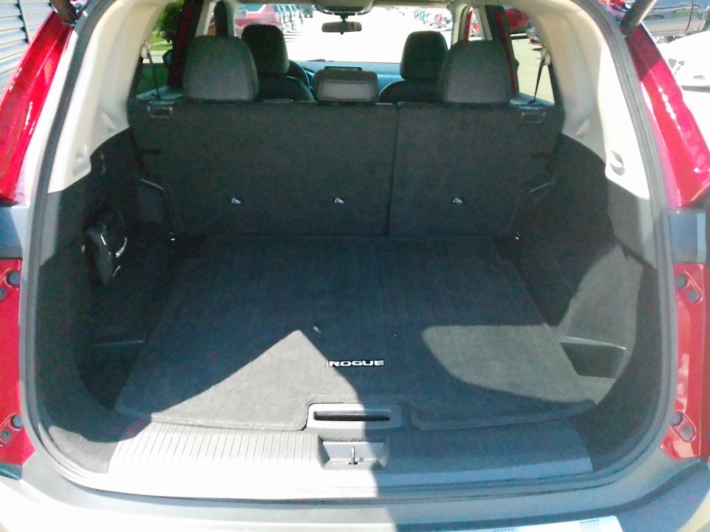 2021 Nissan Rogue SV photo 20