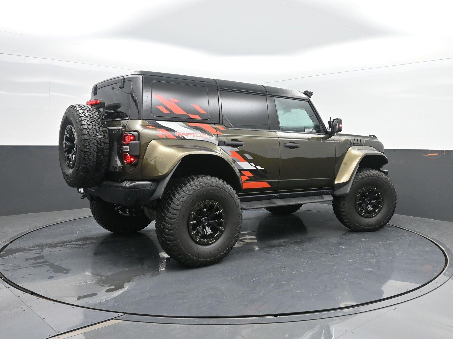 2024 Ford Bronco Raptor photo 2
