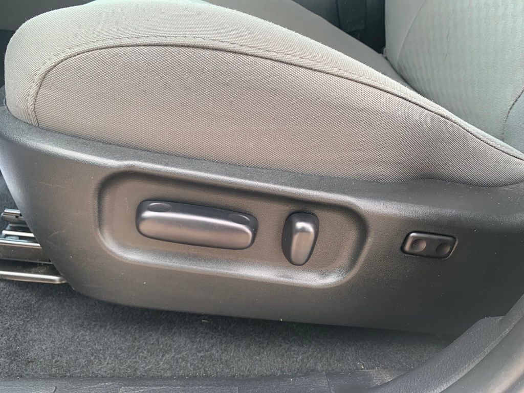 2023 Toyota Tacoma SR5 photo 11