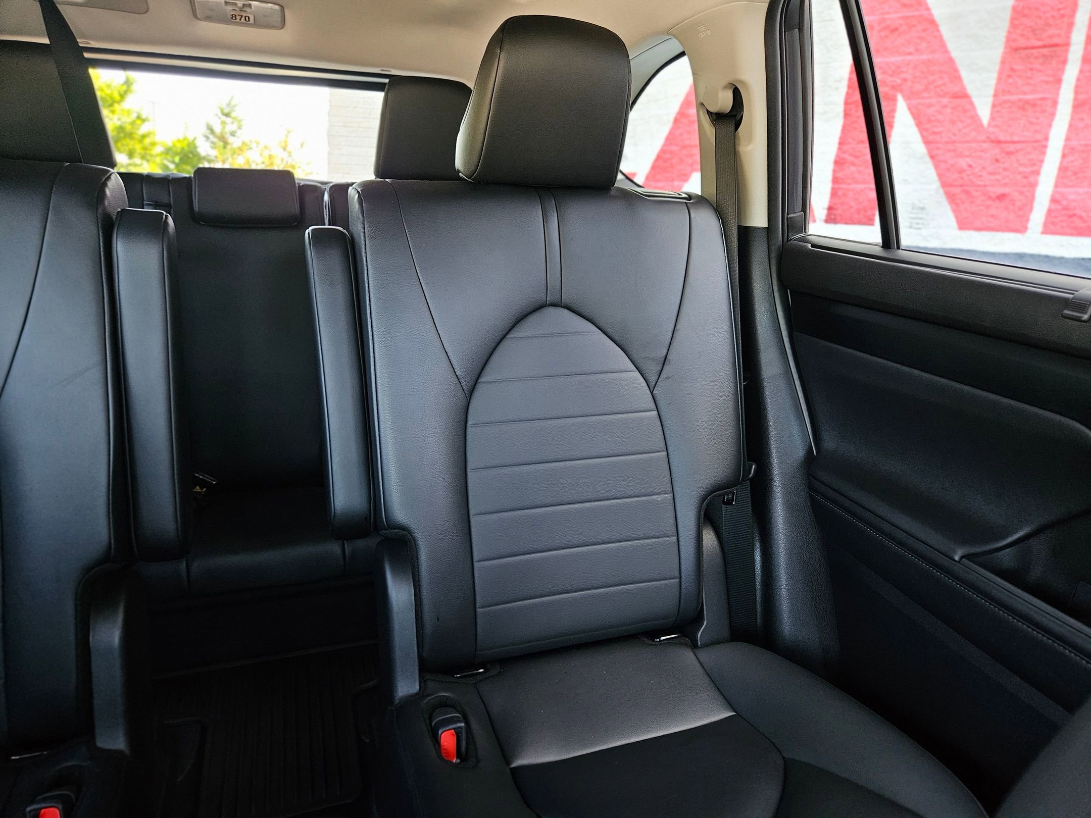 2024 Toyota Highlander XLE photo 14