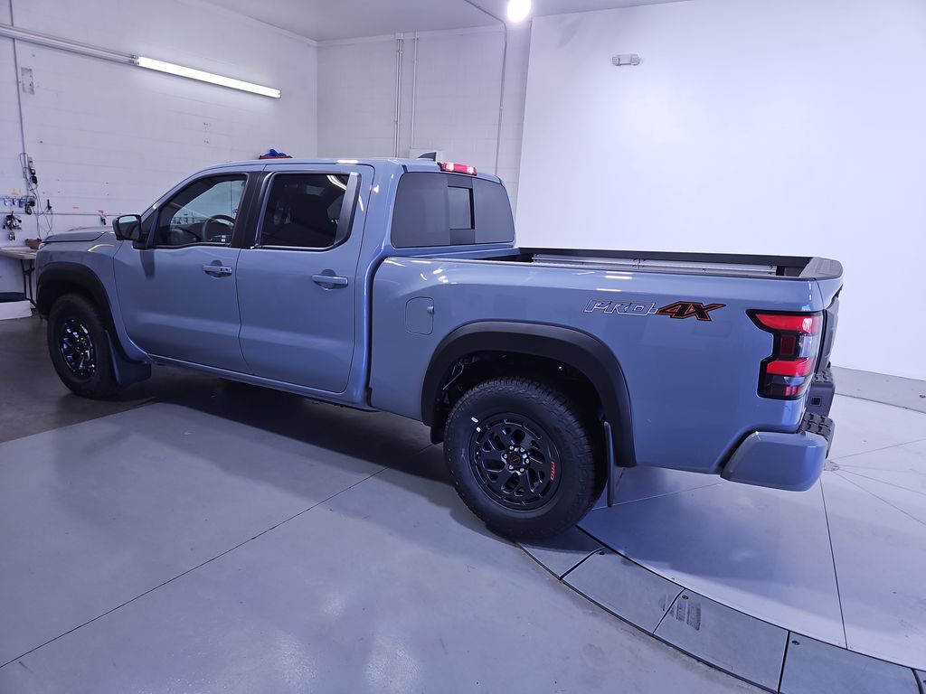 2025 Nissan Frontier PRO-4X photo 3