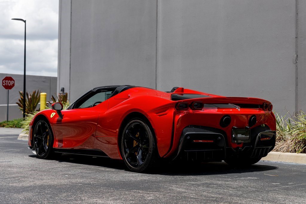 2023 Ferrari SF90 Spider photo 9