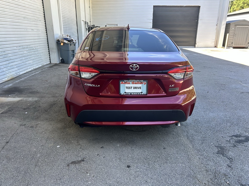 2022 Toyota Corolla LE photo 3