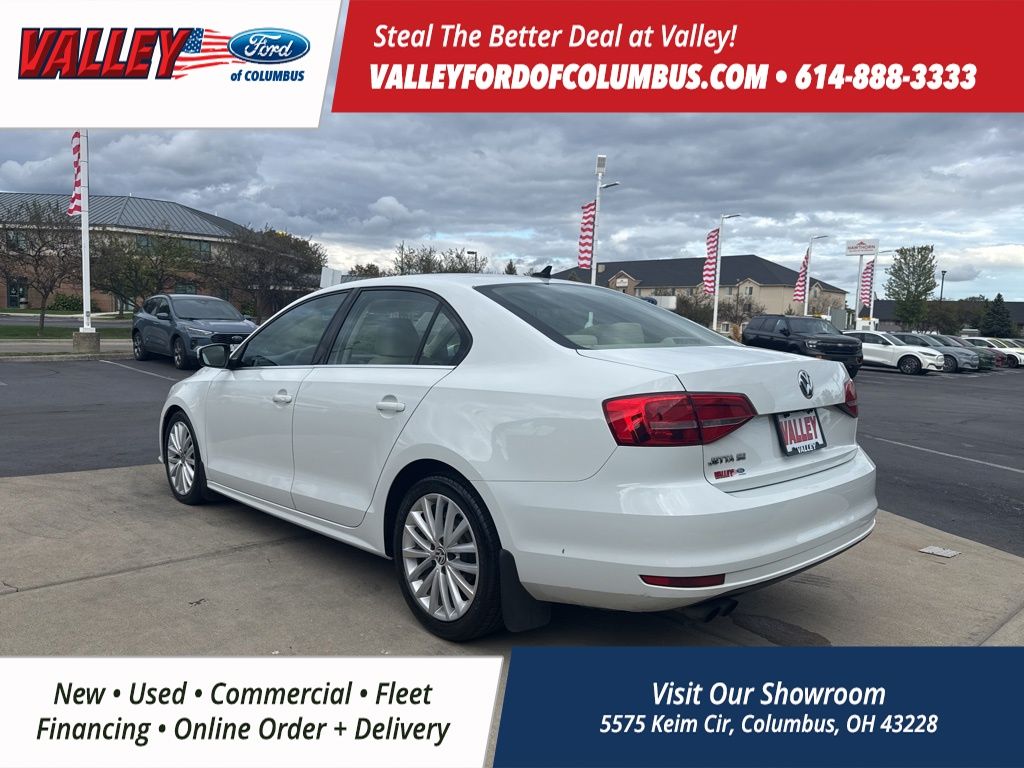 2015 Volkswagen Jetta 1.8T SE photo 2