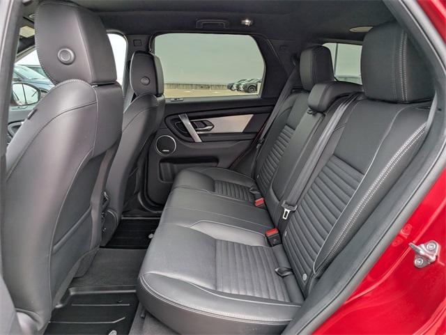 2024 Land Rover Discovery Sport SE photo 11