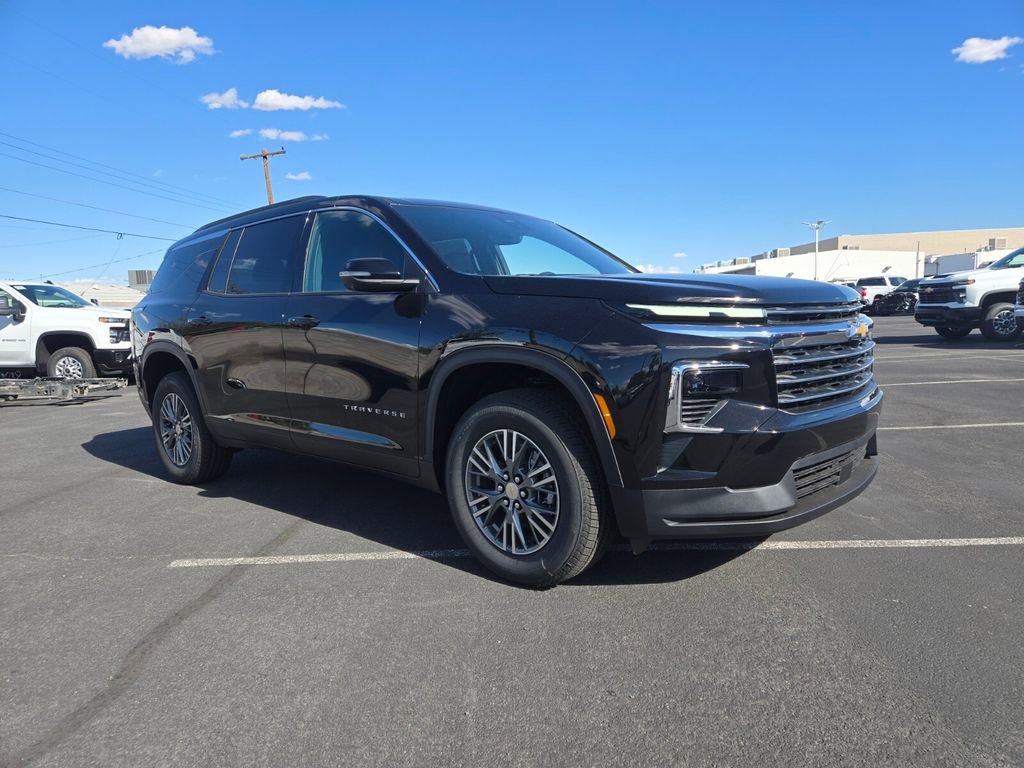 2026 Chevrolet Traverse LT's photo