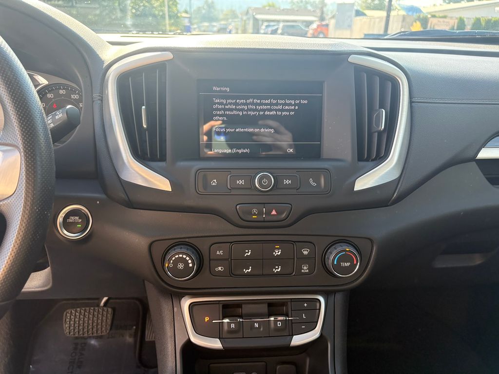 2022 Gmc Terrain SLE photo 19