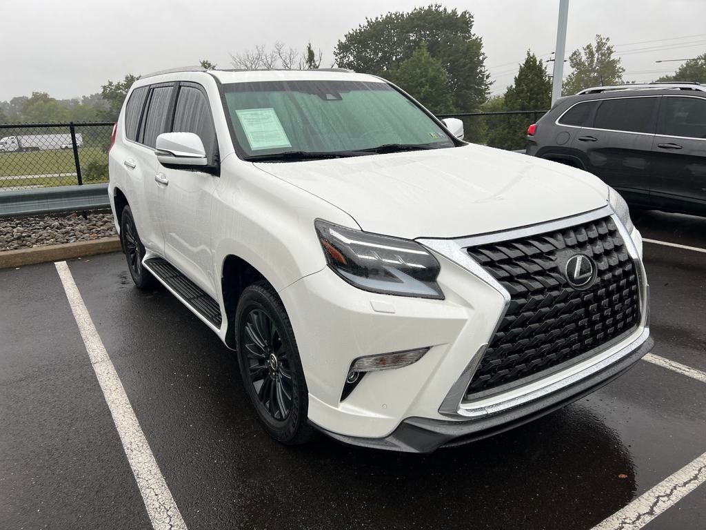 2022 Lexus GX 460 Luxury photo 2