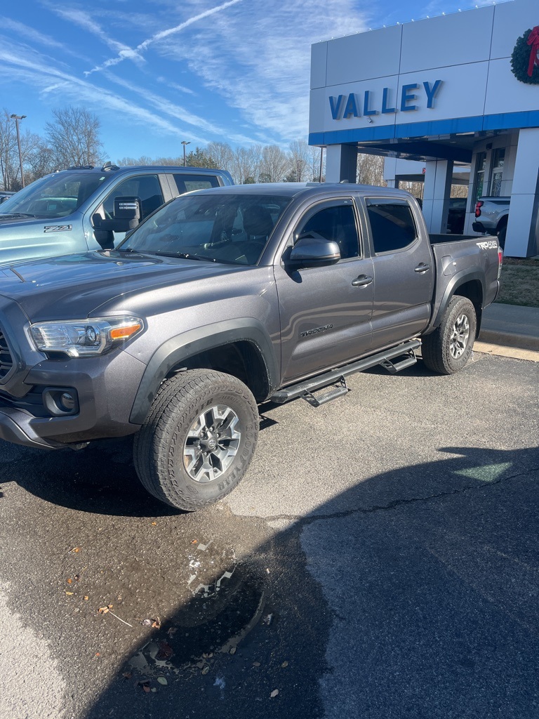 2020 Toyota Tacoma TRD Off Road's photo