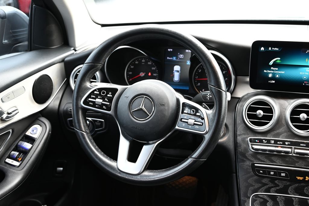 2021 Mercedes Benz GLC 300 photo 13
