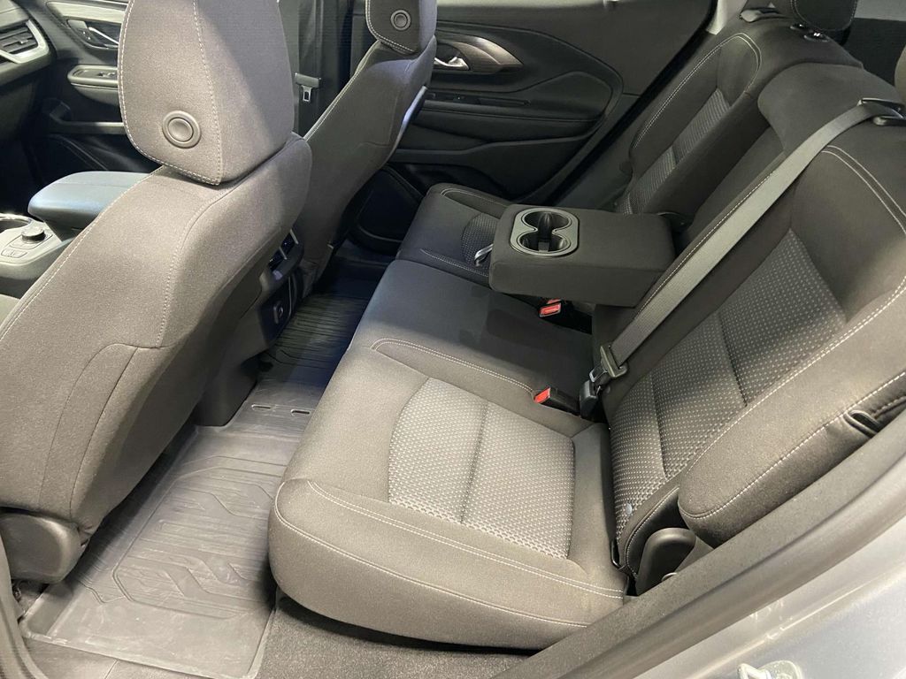2023 Gmc Terrain SLE photo 10