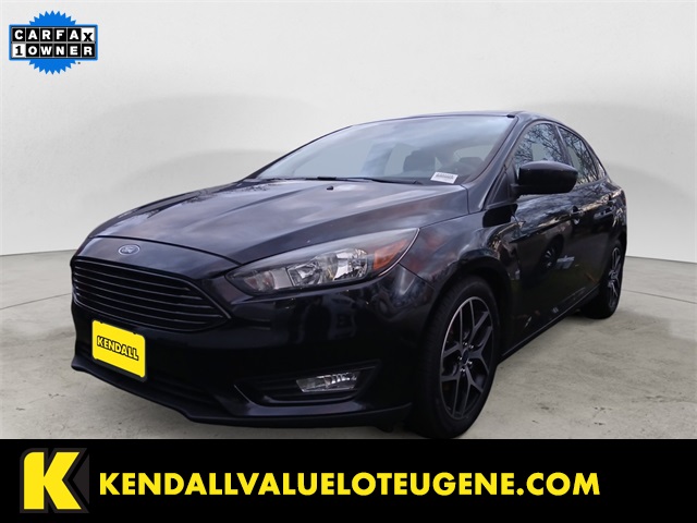 2018 Ford Focus SE's photo