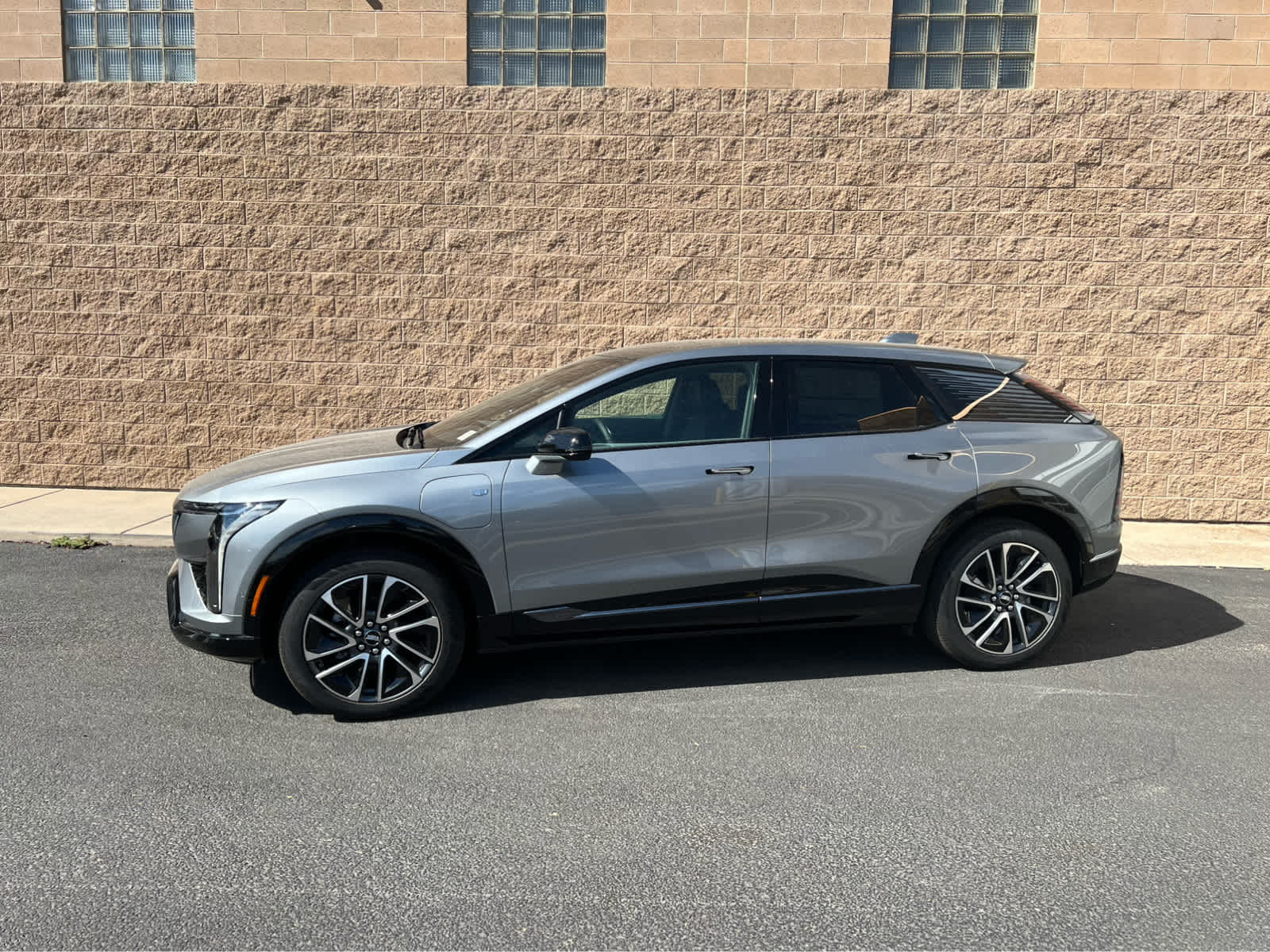 2025 Cadillac Optiq Sport photo 2