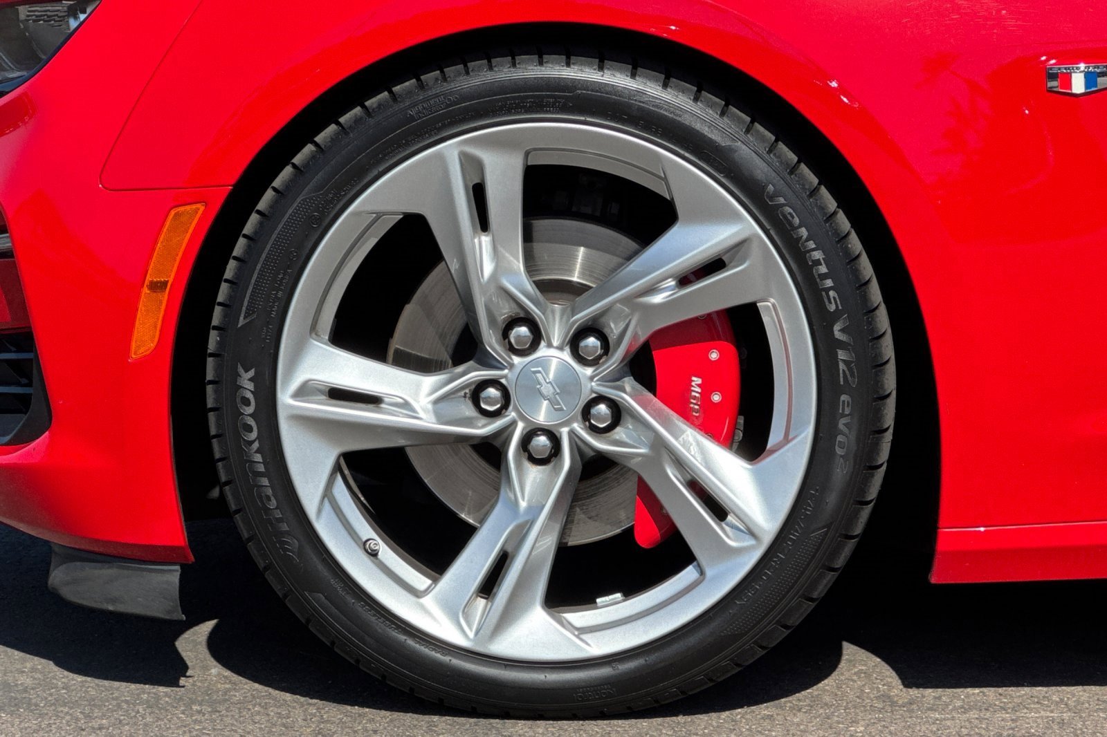2019 Chevrolet Camaro 2SS photo 30
