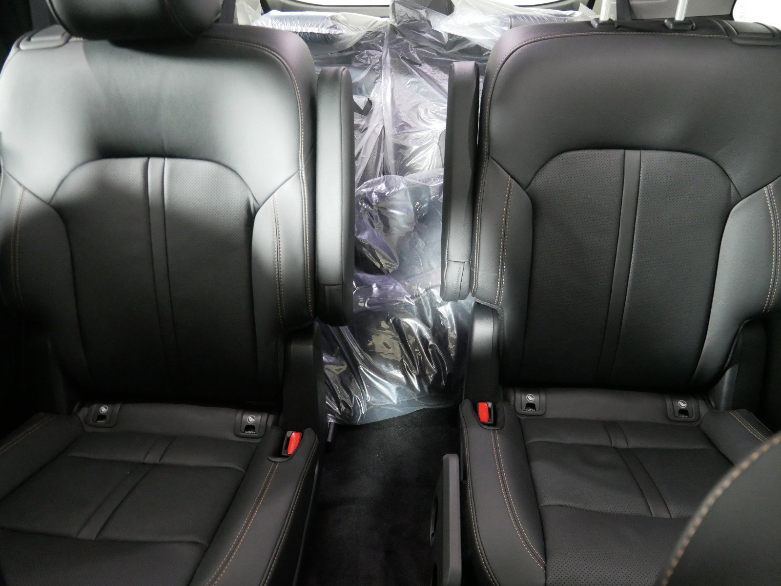 2025 Mazda CX-90 Plug-in Hybrid Premium S photo 3