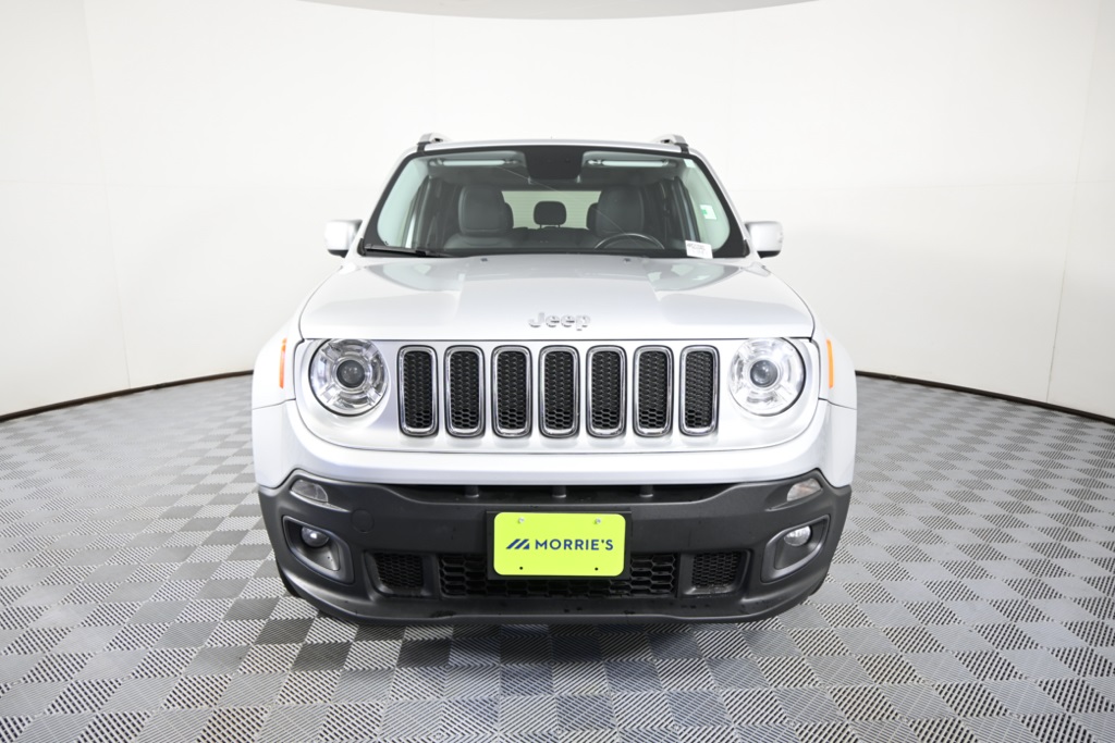 2017 Jeep Renegade Limited photo 9