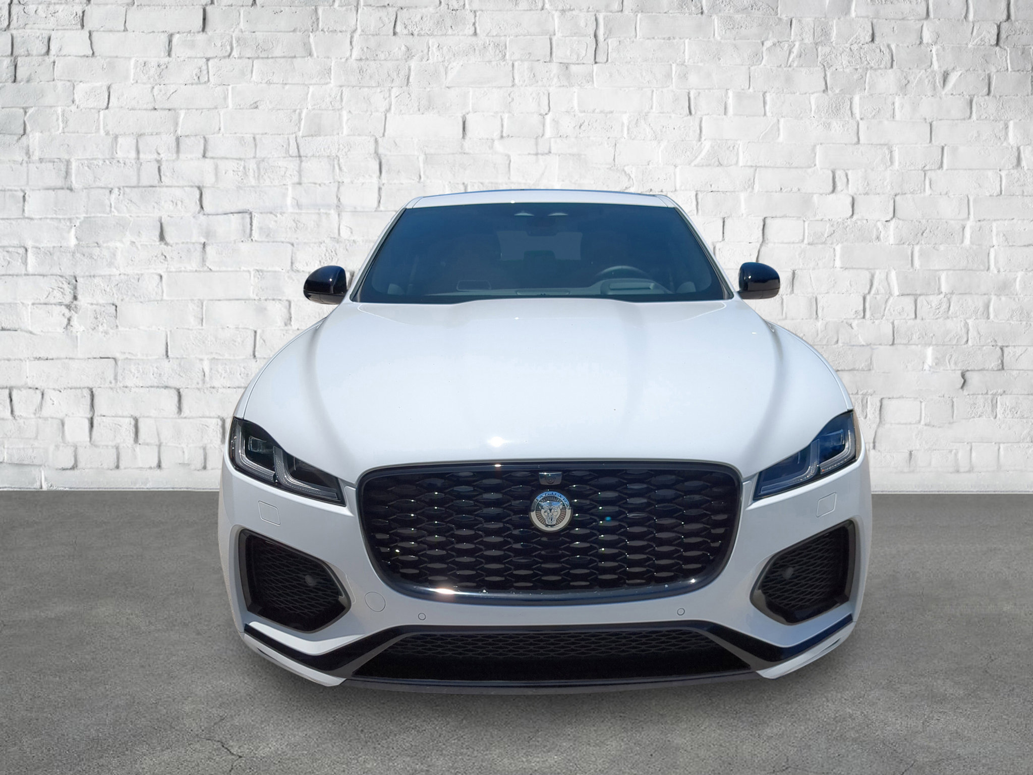 2026 Jaguar F-PACE P400 R-Dynamic S photo 4