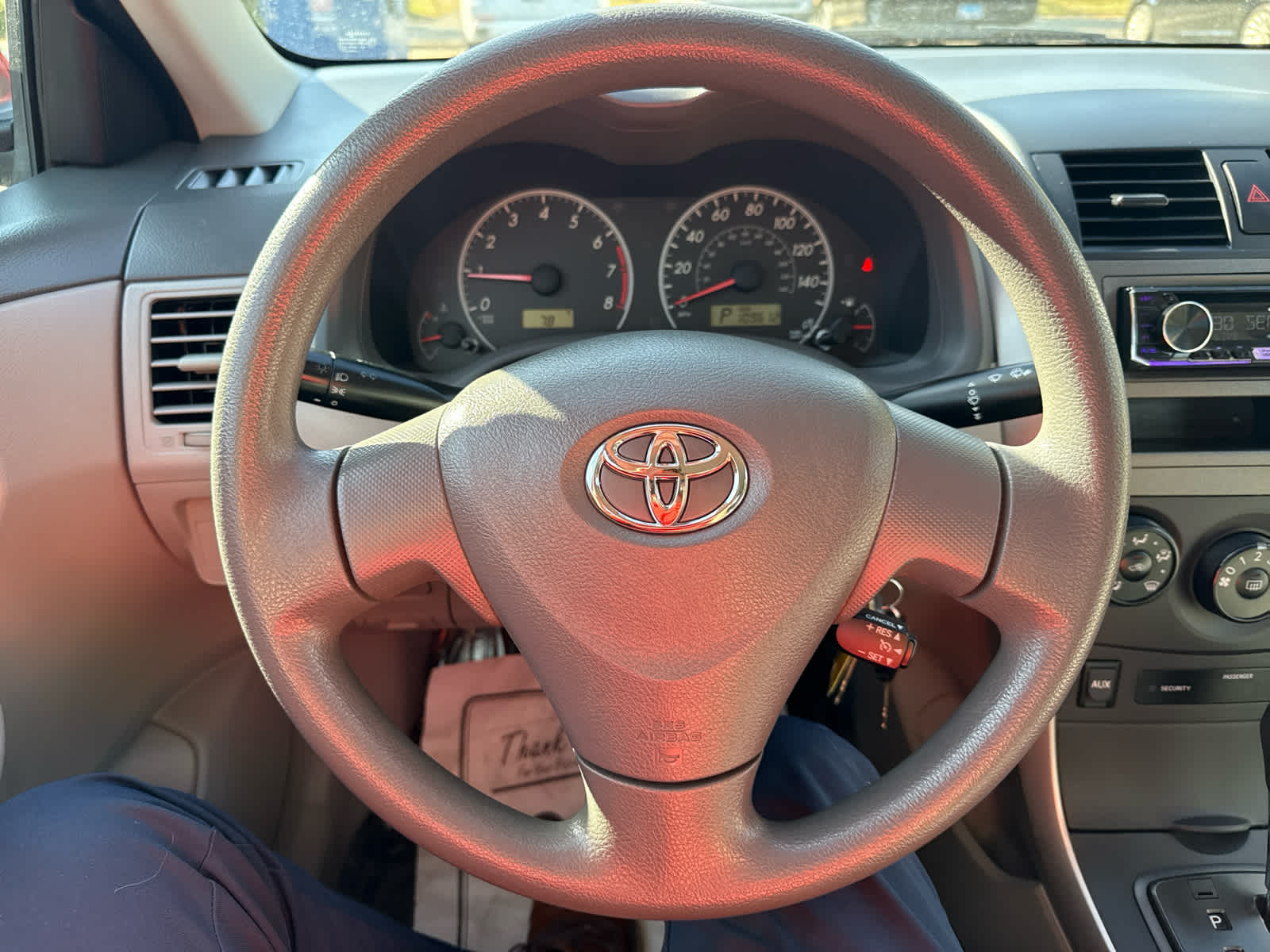 2009 Toyota Corolla LE photo 19