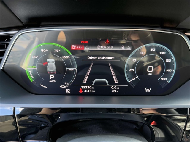 2022 Audi e-tron Prestige photo 28