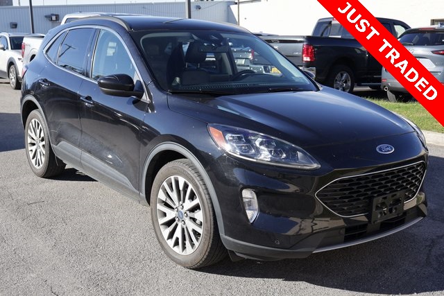 2022 Ford Escape Titanium Hybrid photo 4