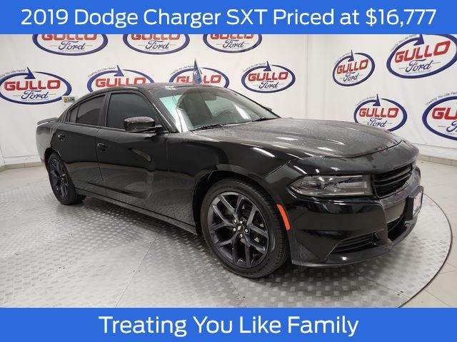 2019 Dodge Charger SXT's photo